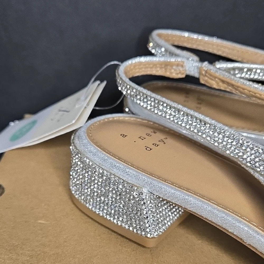 a new day Silver Glitter Slingback Flats - Picture 5 of 6